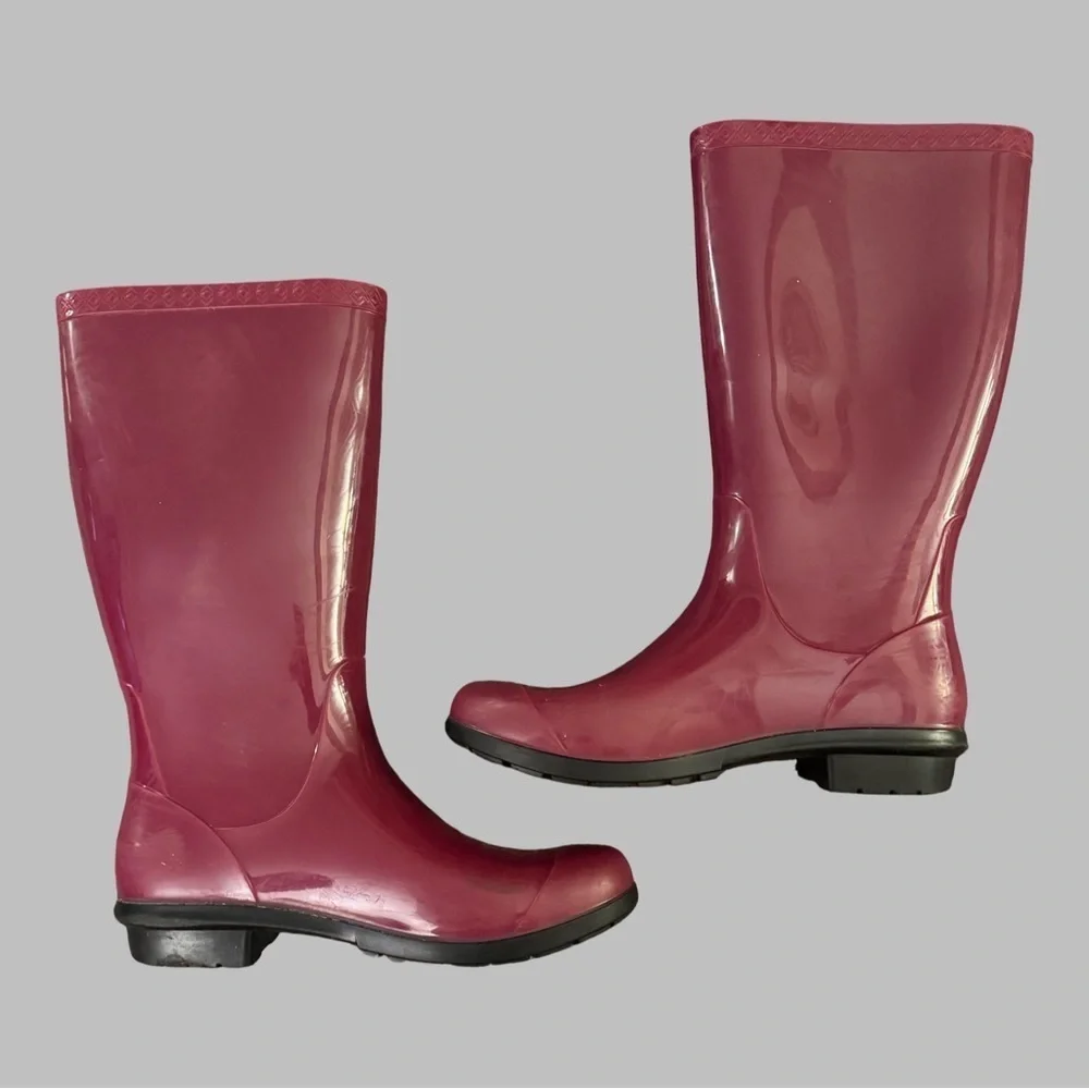 UGG Women's Shayne Rain Boots Size 8